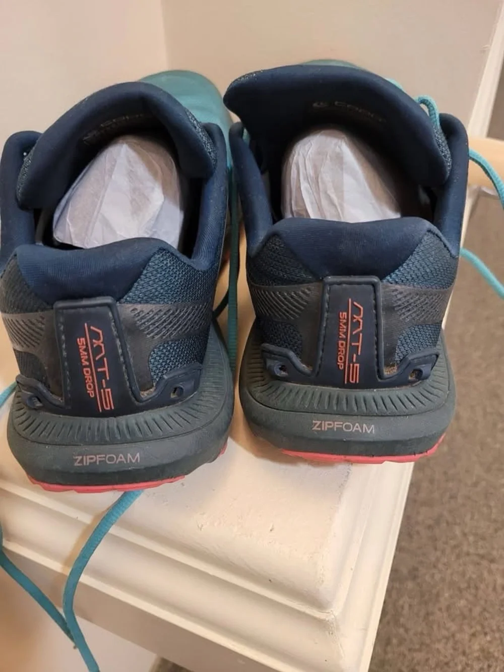 Topo Athletic MT-5 Trail Running Shoes Size 9.5